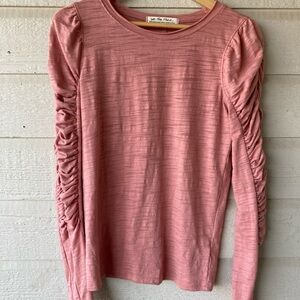 We The Free Dusty Rose Pink Ruched Sleeve Top women’s size XS